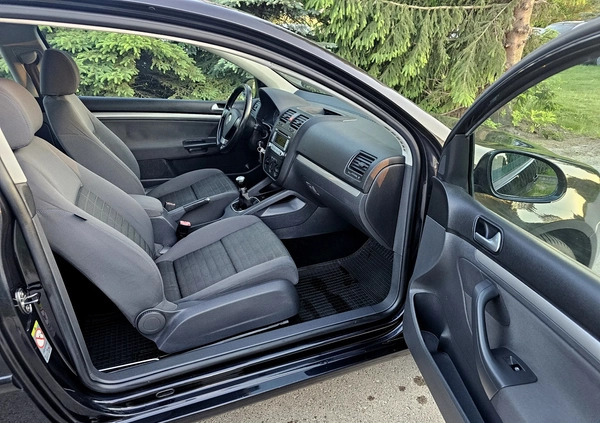 Volkswagen Golf cena 11300 przebieg: 195000, rok produkcji 2007 z Czarna Woda małe 352